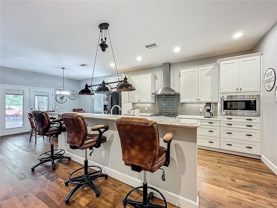 For Sale: $624,900 (3 beds, 2 baths, 2269 Square Feet)