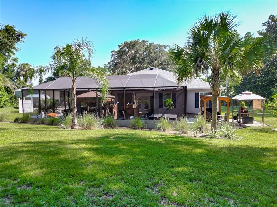 For Sale: $624,900 (3 beds, 2 baths, 2269 Square Feet)