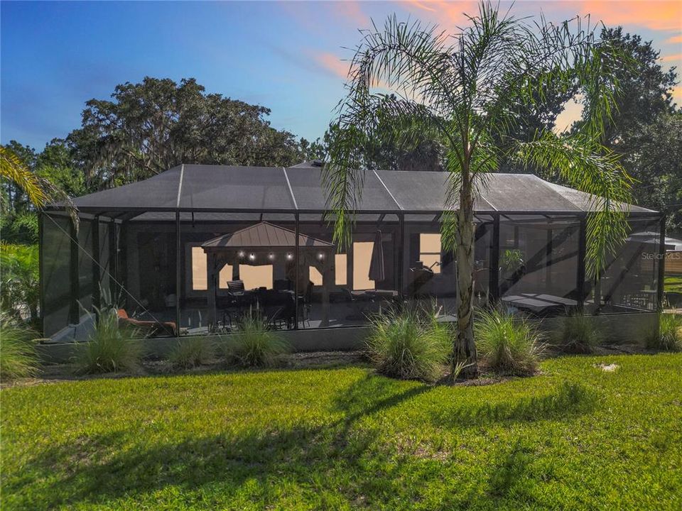 For Sale: $624,900 (3 beds, 2 baths, 2269 Square Feet)