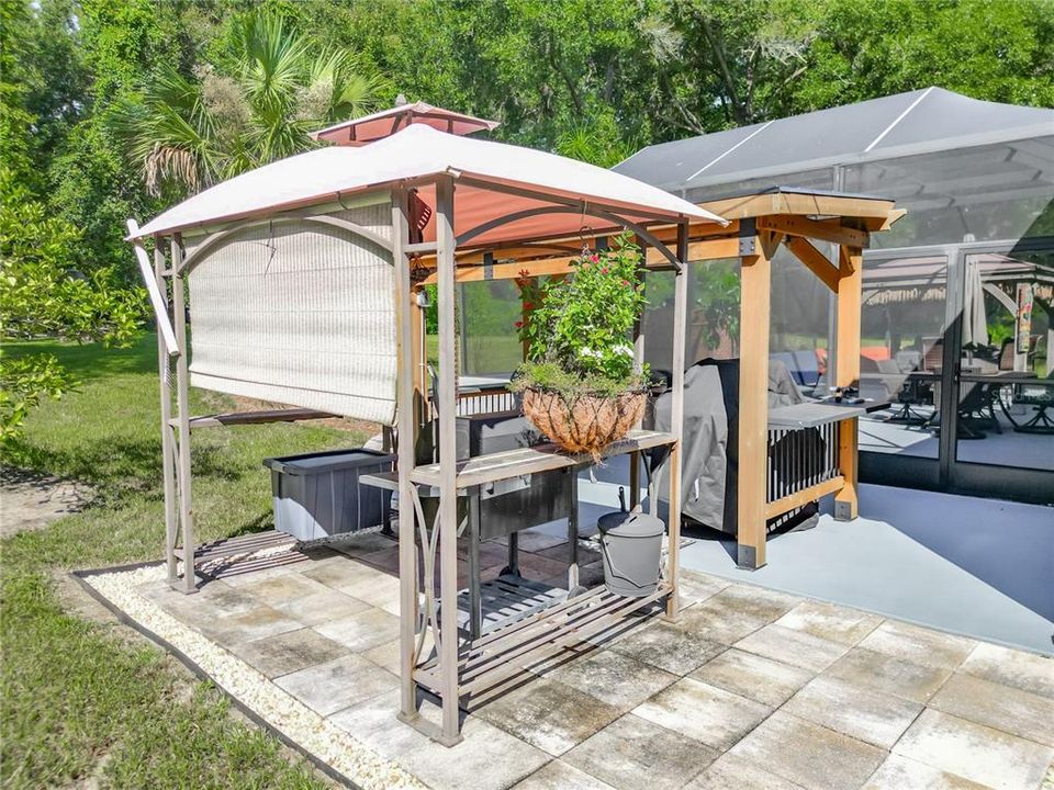 For Sale: $624,900 (3 beds, 2 baths, 2269 Square Feet)