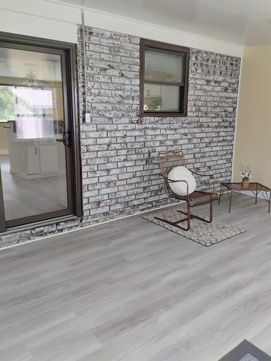 待售: $349,000 (3 贝兹, 1 浴室, 1780 平方英尺)