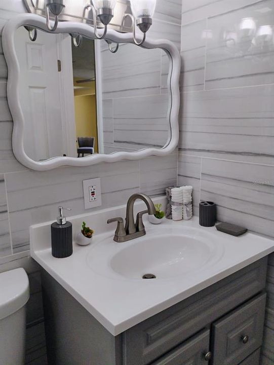 待售: $349,000 (3 贝兹, 1 浴室, 1780 平方英尺)