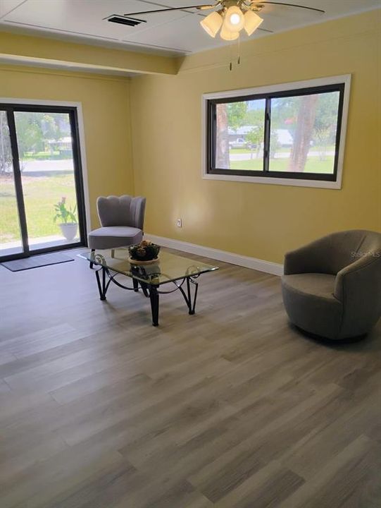 待售: $349,000 (3 贝兹, 1 浴室, 1780 平方英尺)