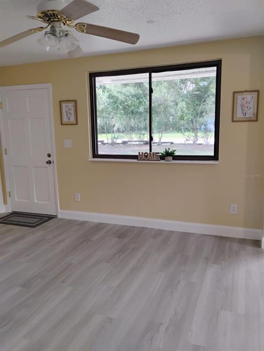 待售: $349,000 (3 贝兹, 1 浴室, 1780 平方英尺)