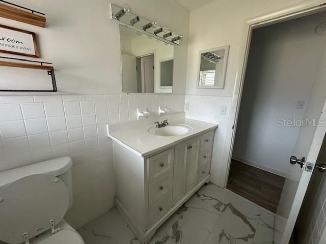 待售: $199,800 (2 贝兹, 2 浴室, 1107 平方英尺)