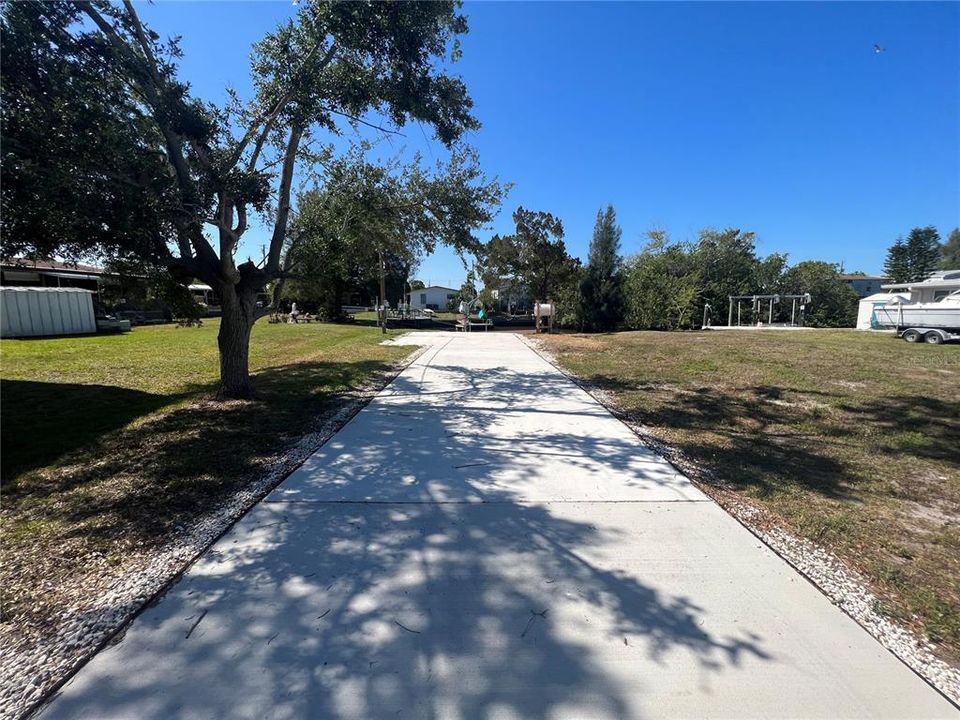 待售: $99,900 (0.08 acres)