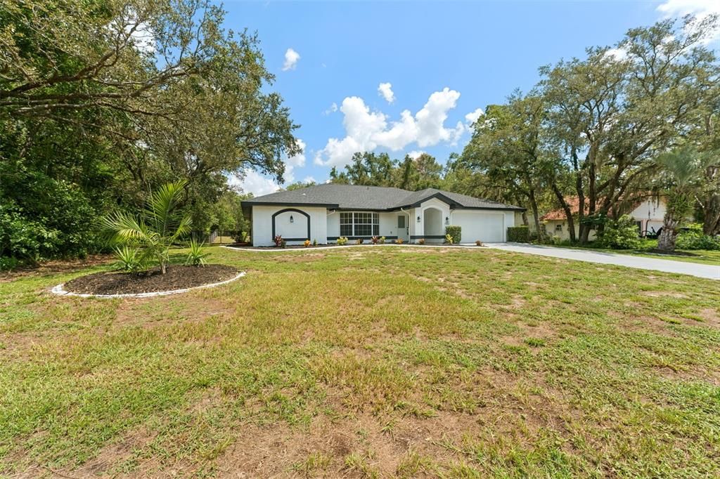 For Sale: $479,000 (3 beds, 2 baths, 1995 Square Feet)