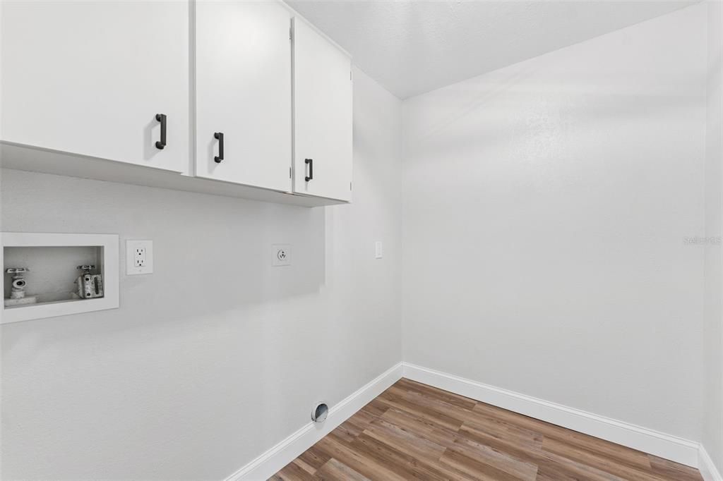 For Sale: $479,000 (3 beds, 2 baths, 1995 Square Feet)