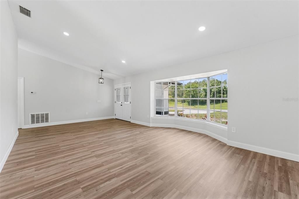For Sale: $479,000 (3 beds, 2 baths, 1995 Square Feet)
