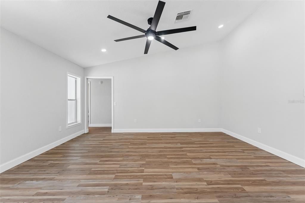 For Sale: $479,000 (3 beds, 2 baths, 1995 Square Feet)