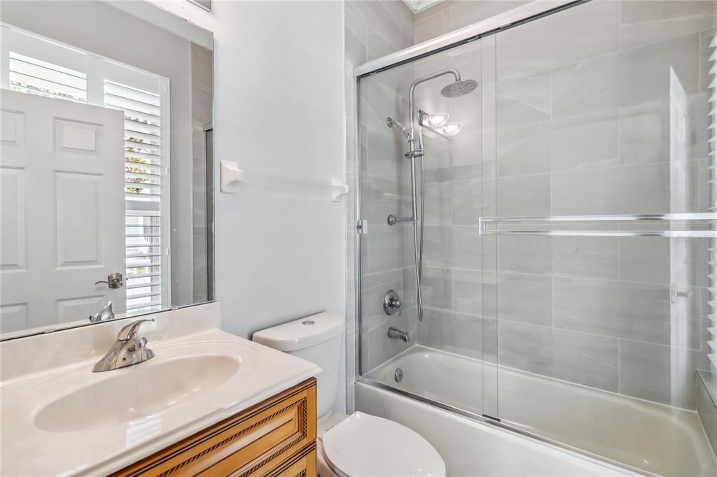 В аренду: $5,500 (5 спален, 3 ванн, 2800 Квадратных фут)