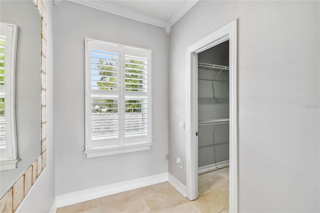 В аренду: $5,500 (5 спален, 3 ванн, 2800 Квадратных фут)