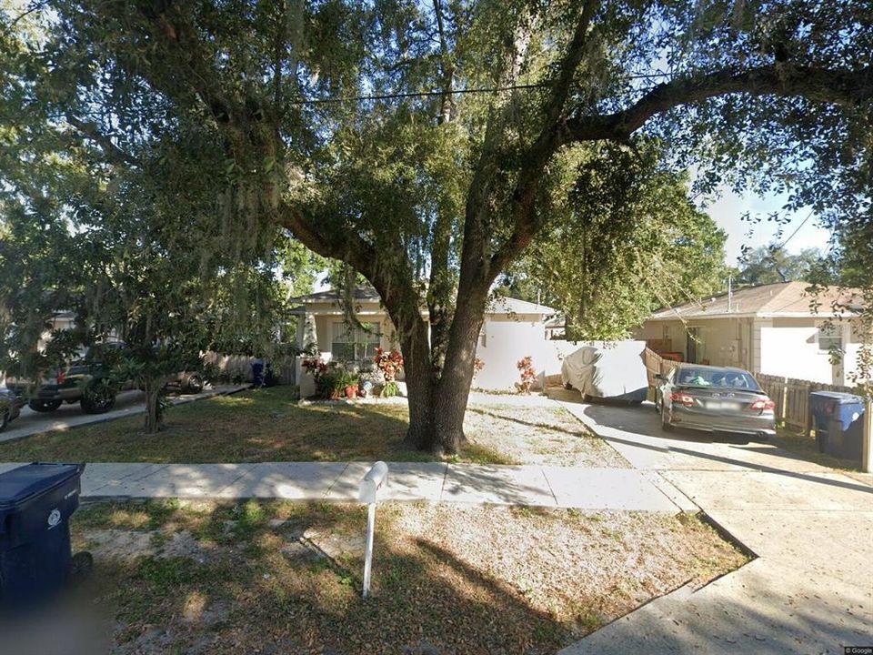 Vendido Recientemente: $219,900 (3 camas, 2 baños, 1240 Pies cuadrados)