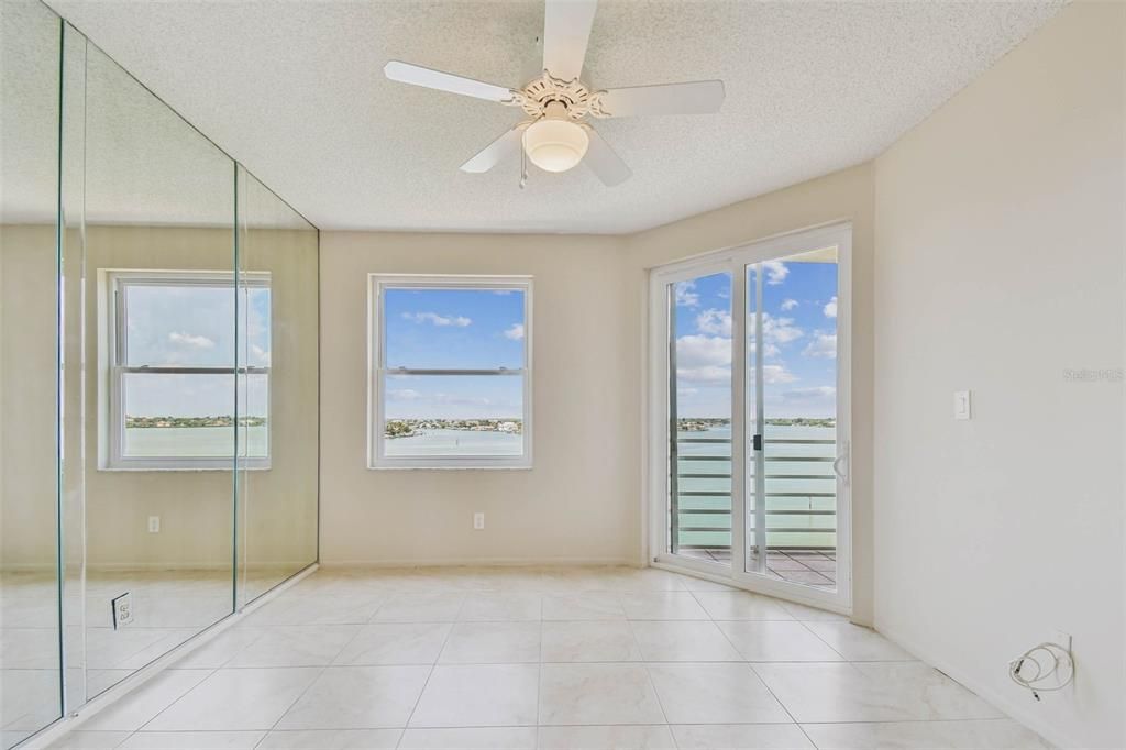 For Sale: $450,000 (2 beds, 2 baths, 1145 Square Feet)