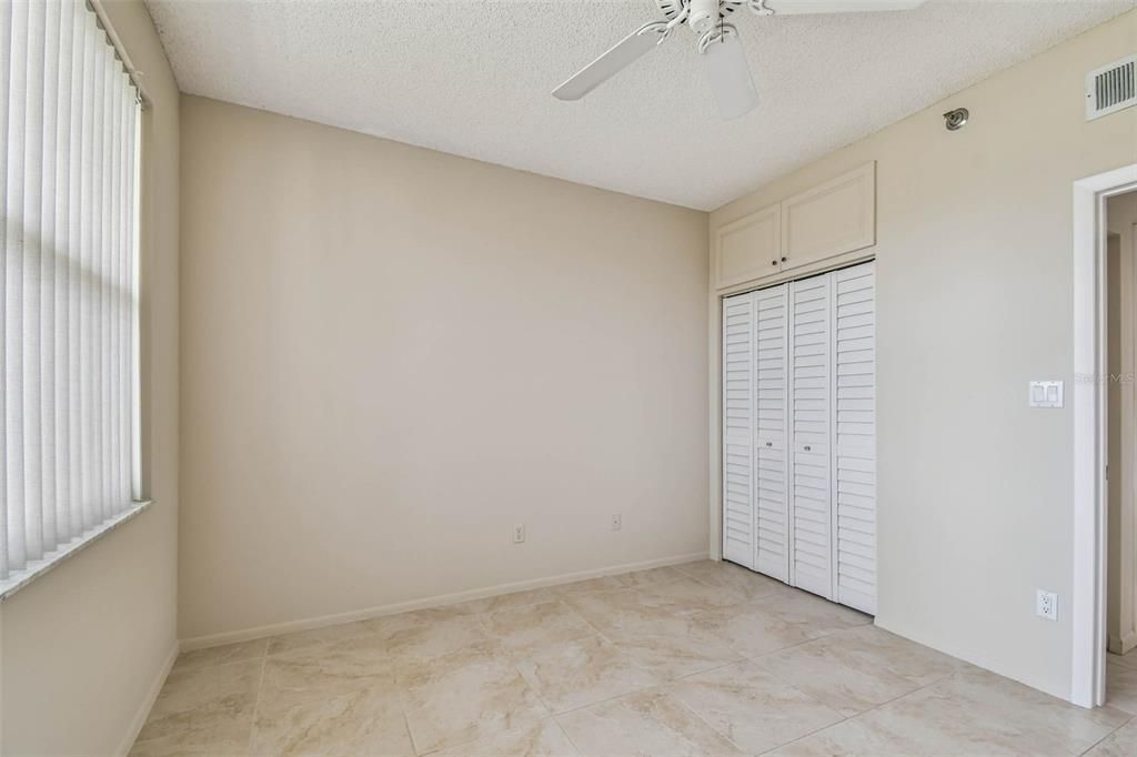 For Sale: $450,000 (2 beds, 2 baths, 1145 Square Feet)