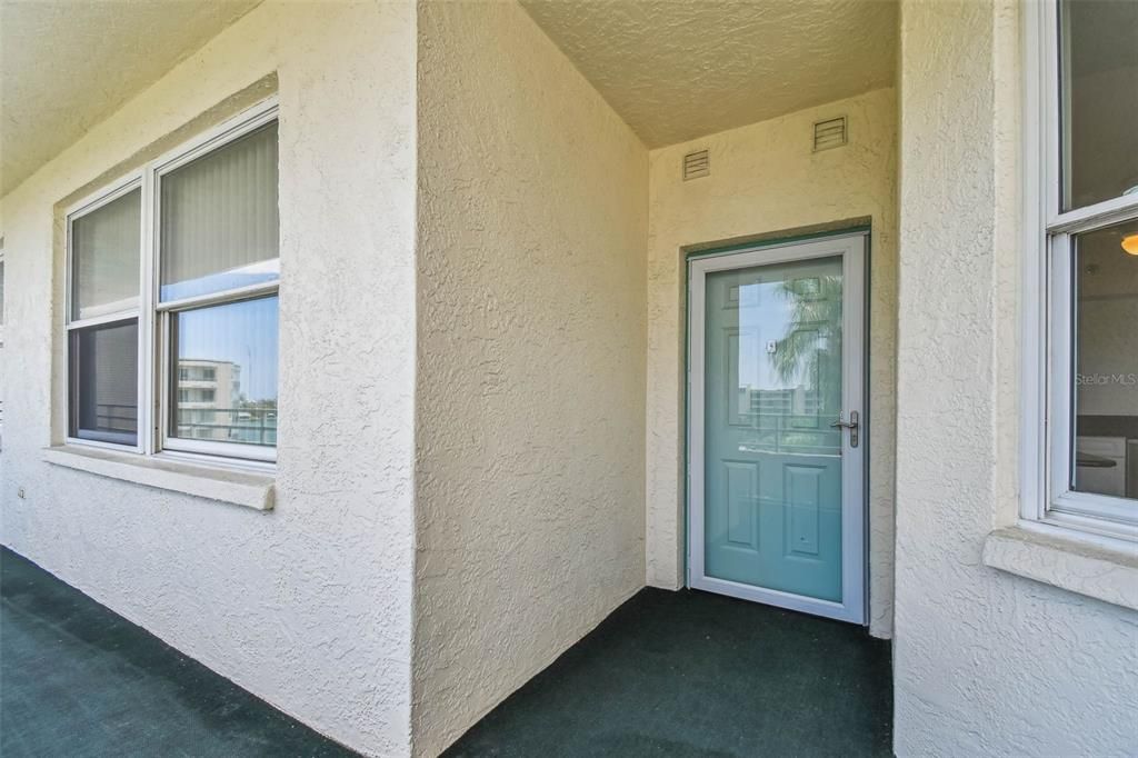 For Sale: $450,000 (2 beds, 2 baths, 1145 Square Feet)