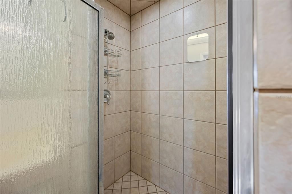 En Venta: $499,900 (3 camas, 2 baños, 1932 Pies cuadrados)