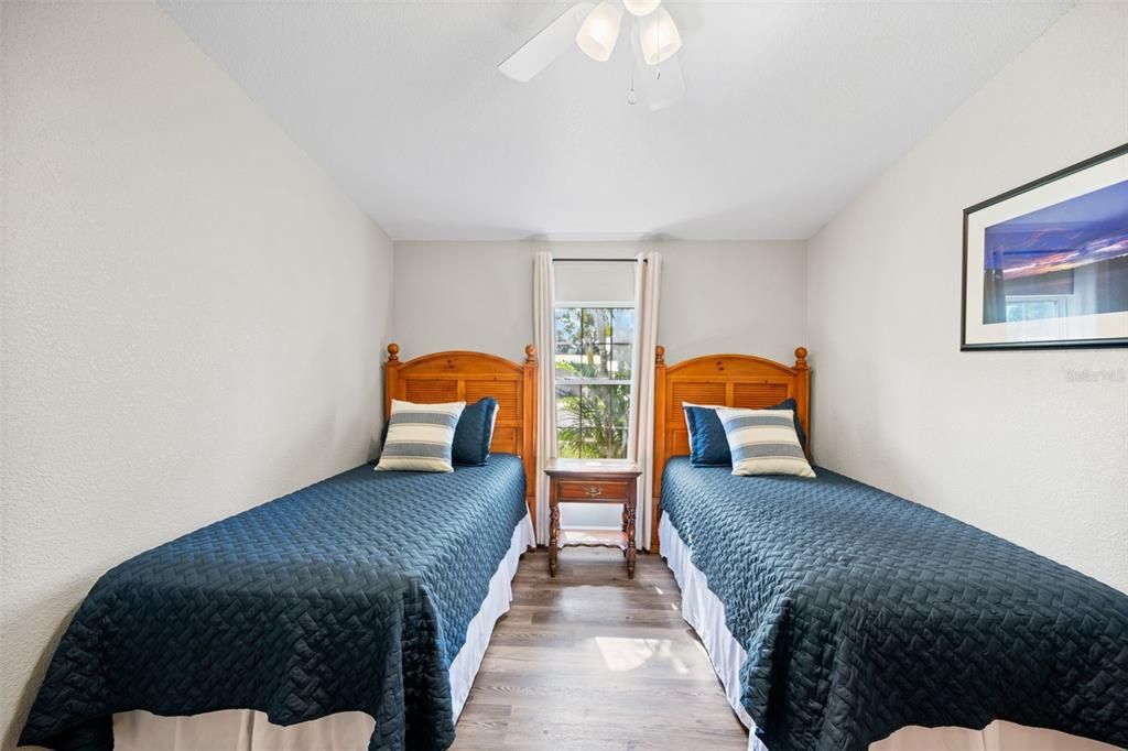 En Venta: $499,900 (3 camas, 2 baños, 1932 Pies cuadrados)