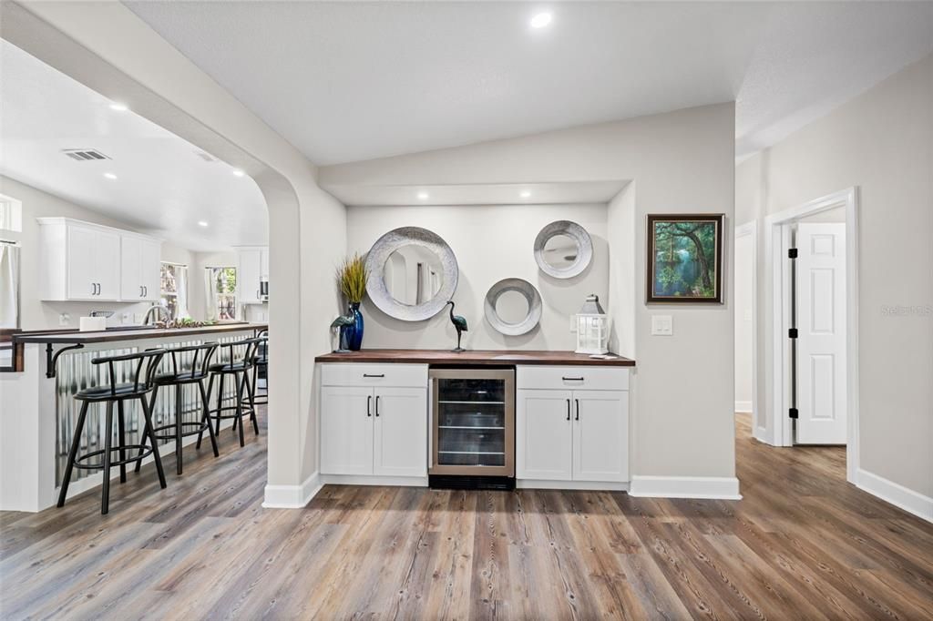 En Venta: $499,900 (3 camas, 2 baños, 1932 Pies cuadrados)