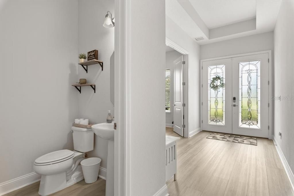 En Venta: $635,000 (4 camas, 3 baños, 2730 Pies cuadrados)