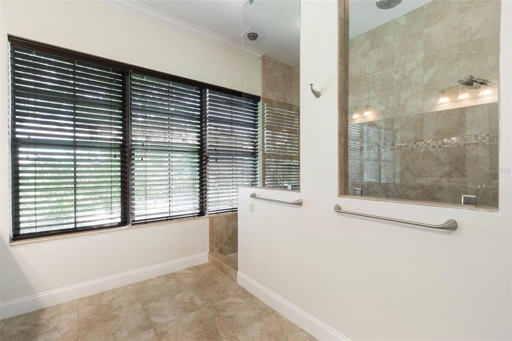 待售: $1,399,000 (5 贝兹, 4 浴室, 4079 平方英尺)