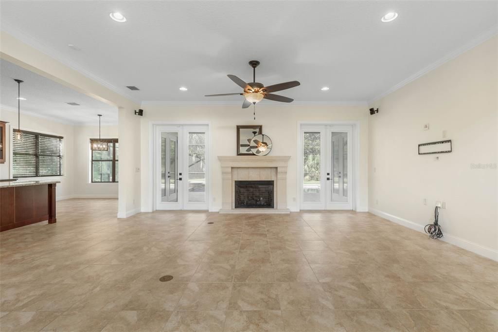 待售: $1,399,000 (5 贝兹, 4 浴室, 4079 平方英尺)