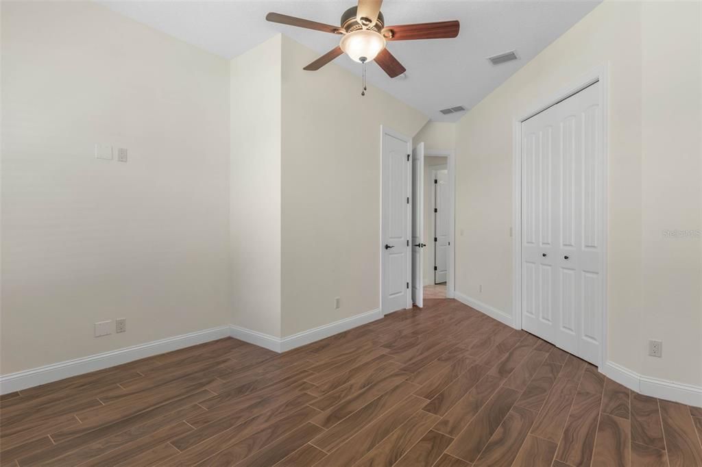 待售: $1,399,000 (5 贝兹, 4 浴室, 4079 平方英尺)