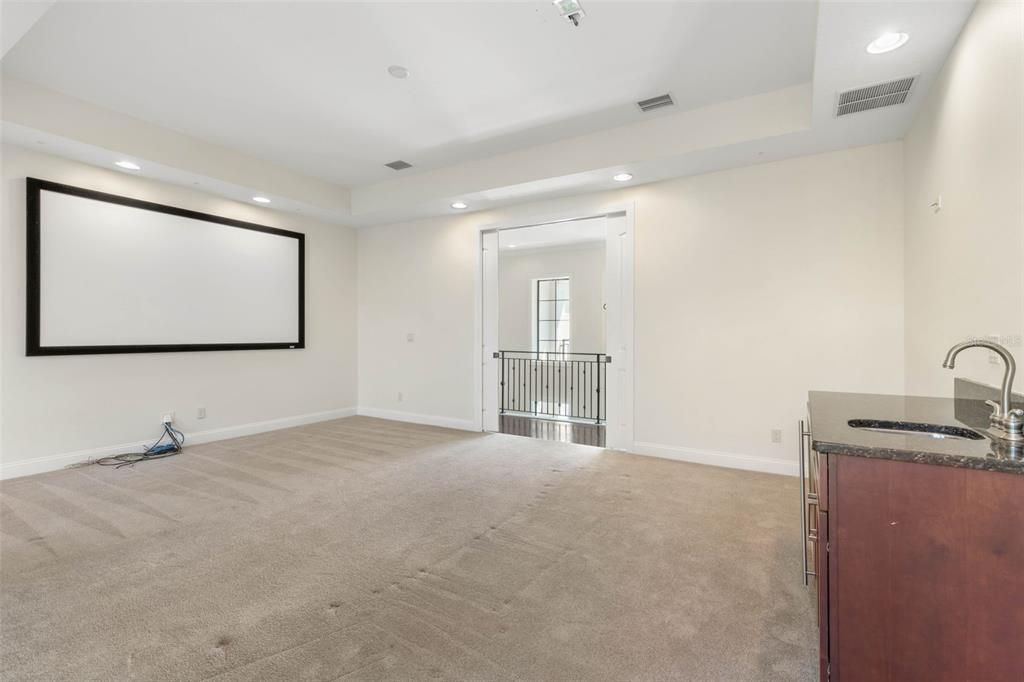 待售: $1,399,000 (5 贝兹, 4 浴室, 4079 平方英尺)