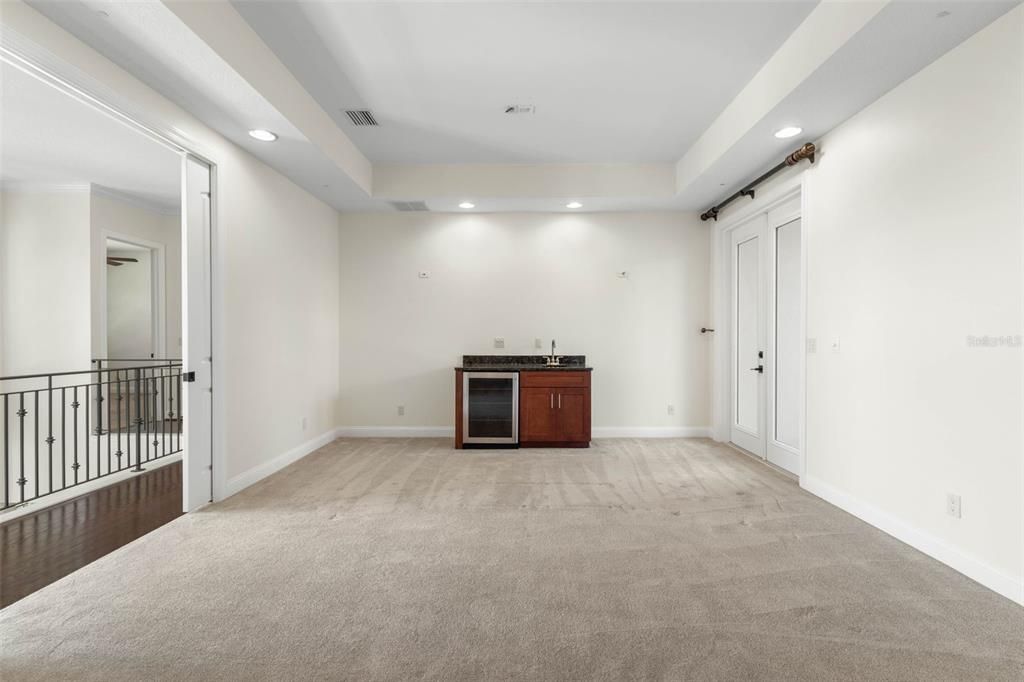 待售: $1,399,000 (5 贝兹, 4 浴室, 4079 平方英尺)