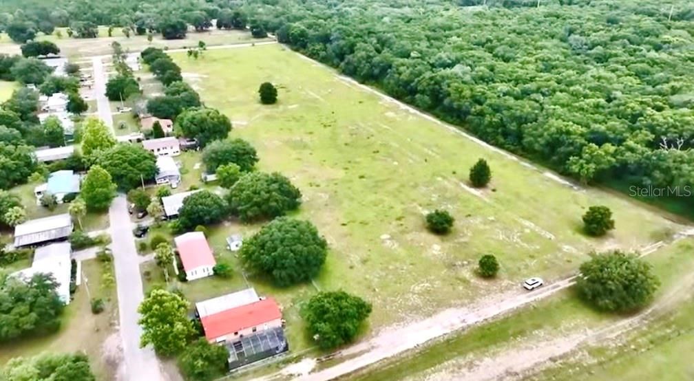 待售: $225,000 (10.79 acres)