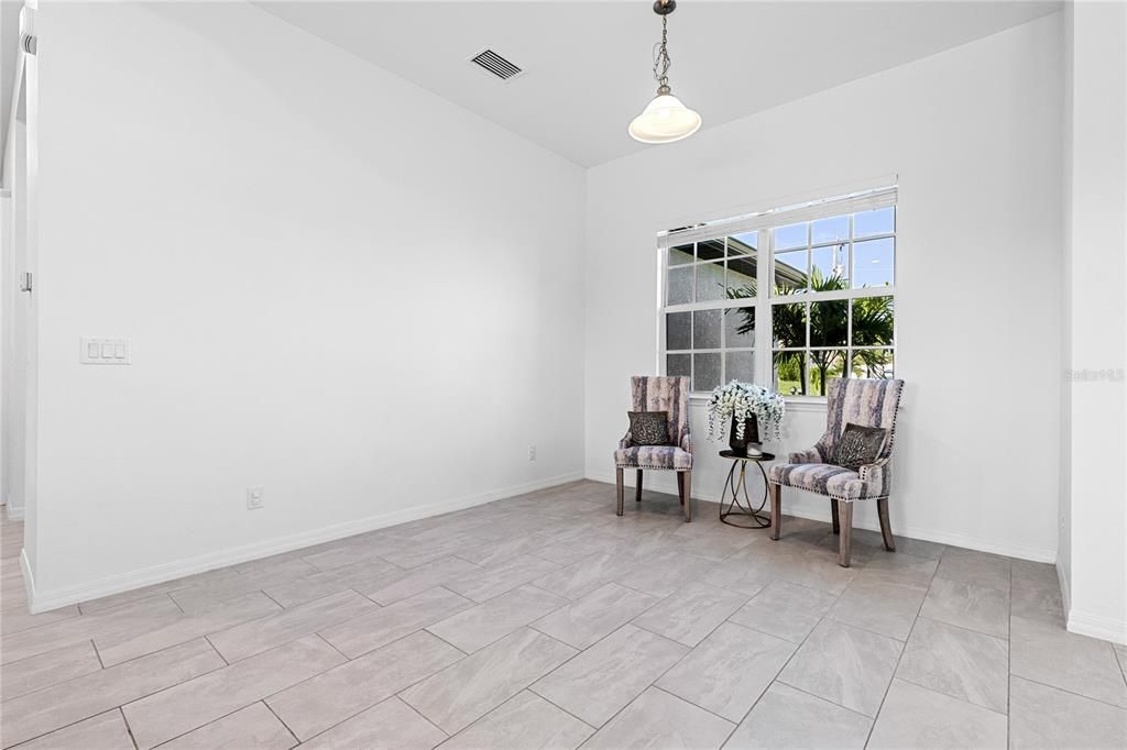 待售: $519,000 (4 贝兹, 3 浴室, 2396 平方英尺)