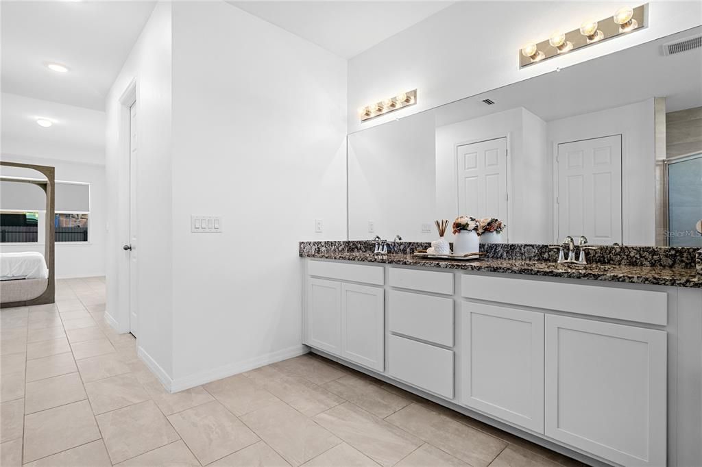 待售: $519,000 (4 贝兹, 3 浴室, 2396 平方英尺)