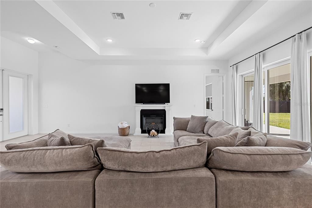 待售: $519,000 (4 贝兹, 3 浴室, 2396 平方英尺)