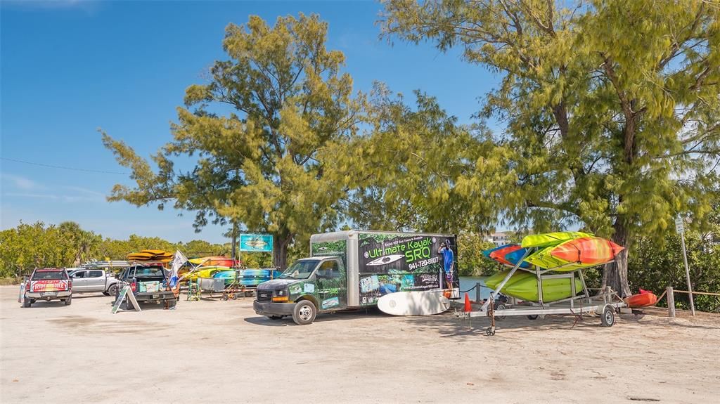 На продажу: $538,000 (2 спален, 2 ванн, 1233 Квадратных фут)