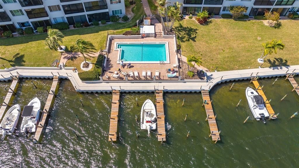 На продажу: $538,000 (2 спален, 2 ванн, 1233 Квадратных фут)