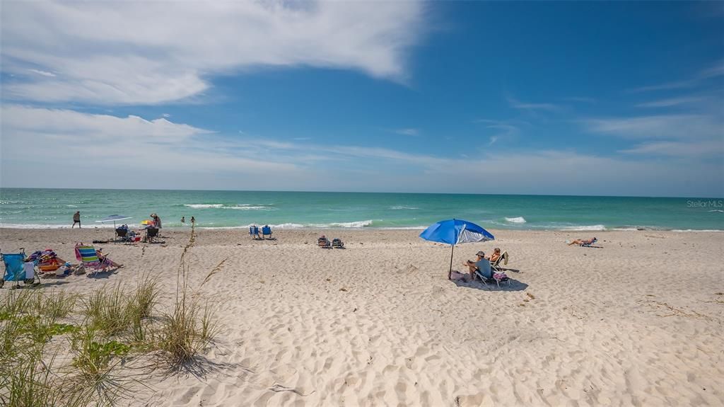 На продажу: $538,000 (2 спален, 2 ванн, 1233 Квадратных фут)