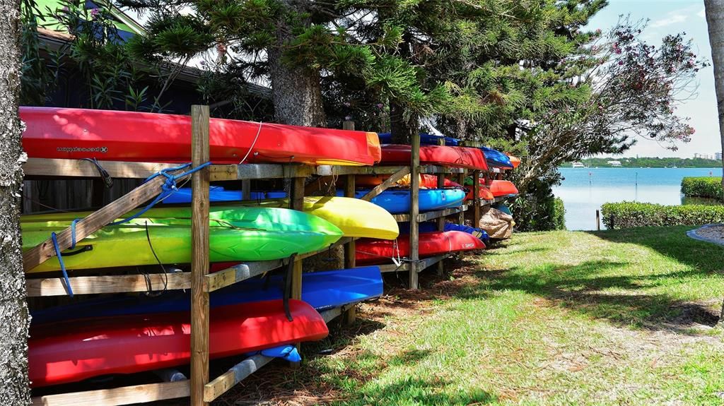 На продажу: $538,000 (2 спален, 2 ванн, 1233 Квадратных фут)