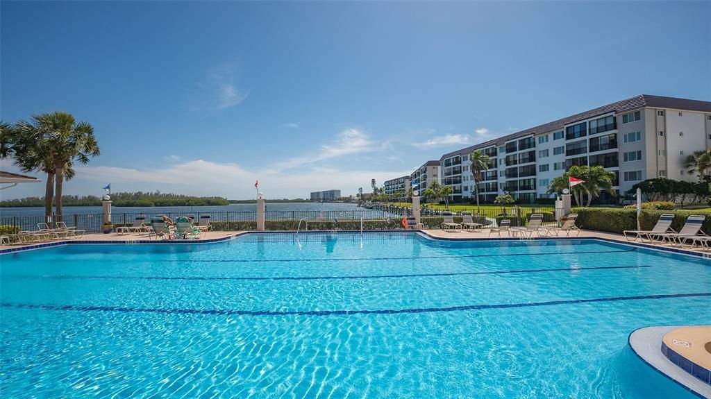 На продажу: $538,000 (2 спален, 2 ванн, 1233 Квадратных фут)