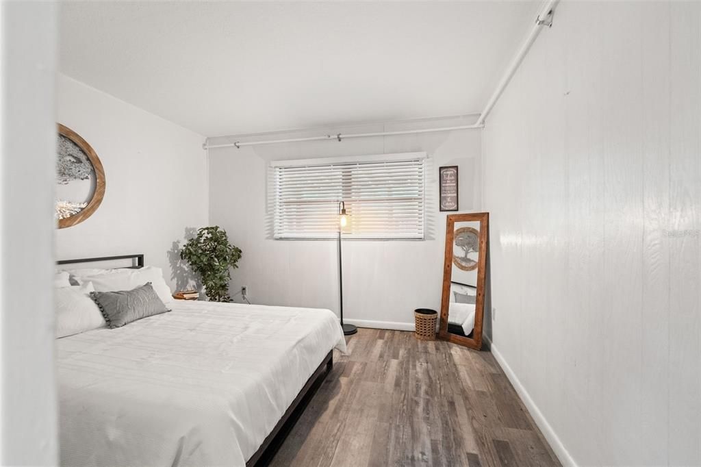 合同活跃: $799,000 (9 贝兹, 4 浴室, 5104 平方英尺)