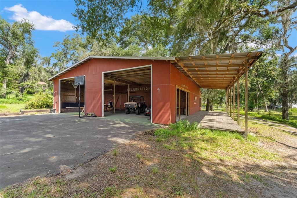 合同活跃: $799,000 (9 贝兹, 4 浴室, 5104 平方英尺)