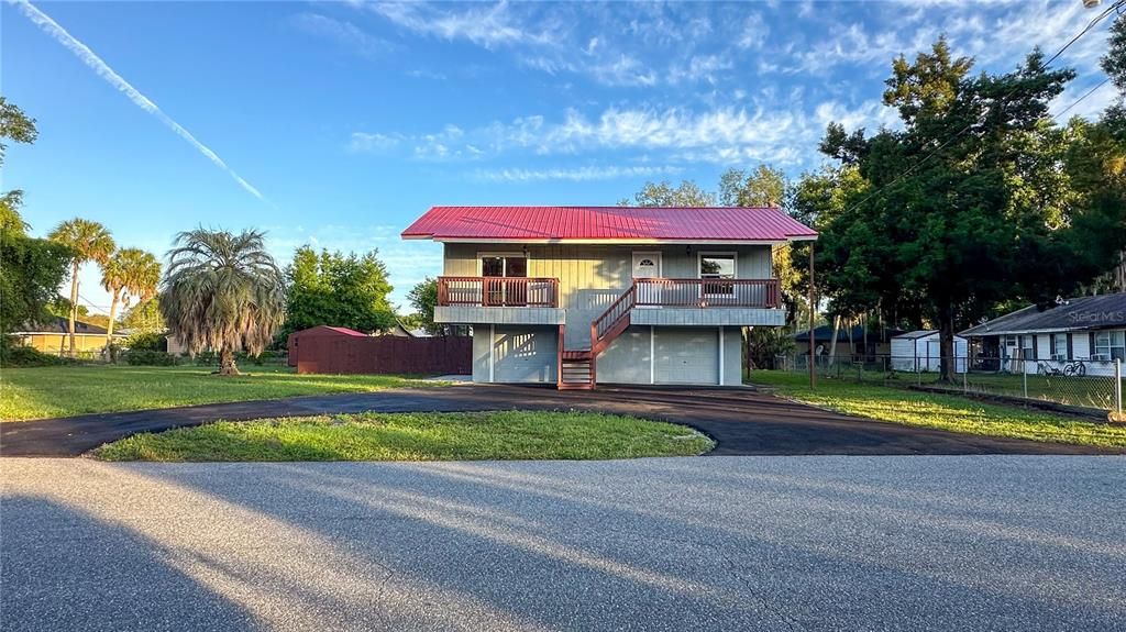 For Sale: $364,900 (5 beds, 3 baths, 2635 Square Feet)