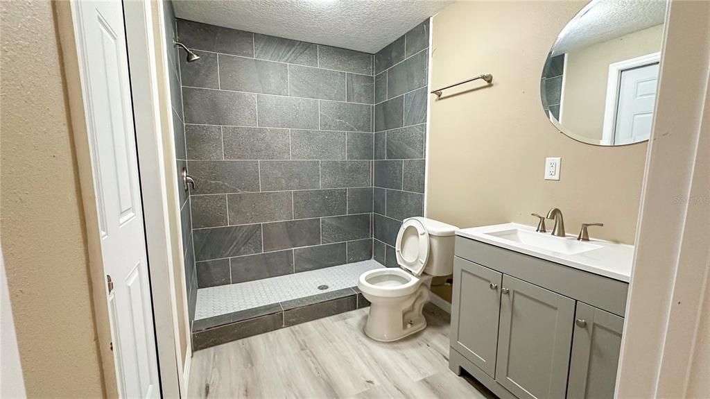 For Sale: $364,900 (5 beds, 3 baths, 2635 Square Feet)