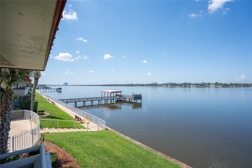 待售: $284,500 (2 贝兹, 2 浴室, 1235 平方英尺)