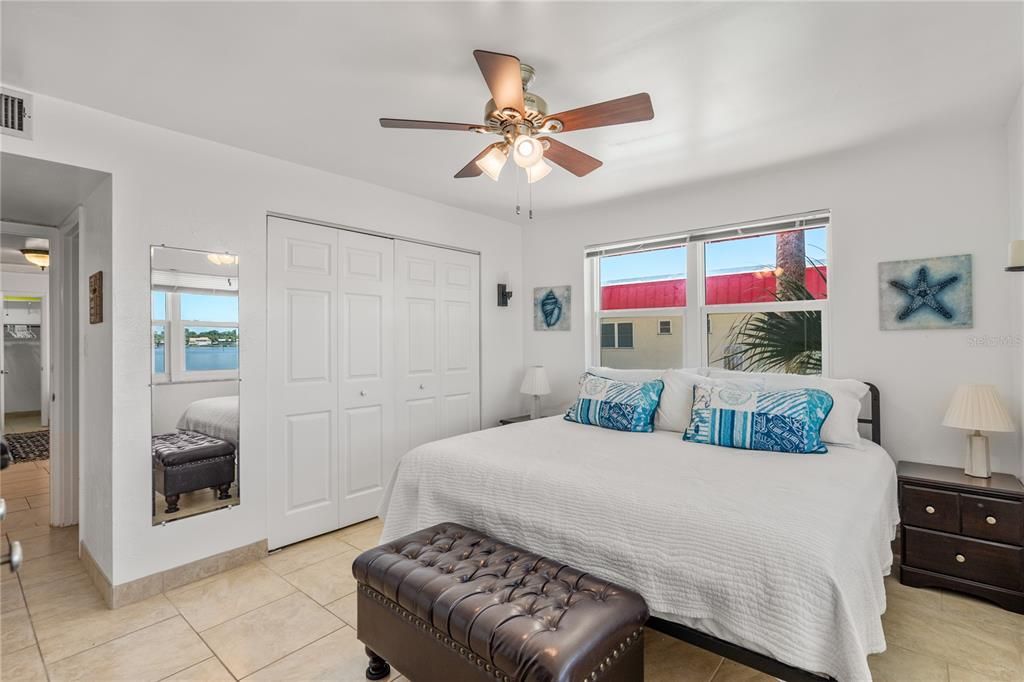 待售: $284,500 (2 贝兹, 2 浴室, 1235 平方英尺)