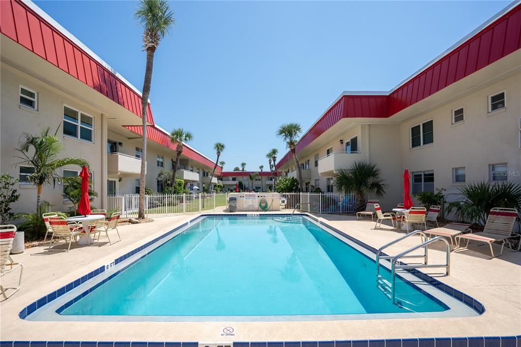 待售: $284,500 (2 贝兹, 2 浴室, 1235 平方英尺)