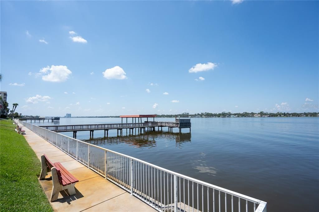 待售: $284,500 (2 贝兹, 2 浴室, 1235 平方英尺)