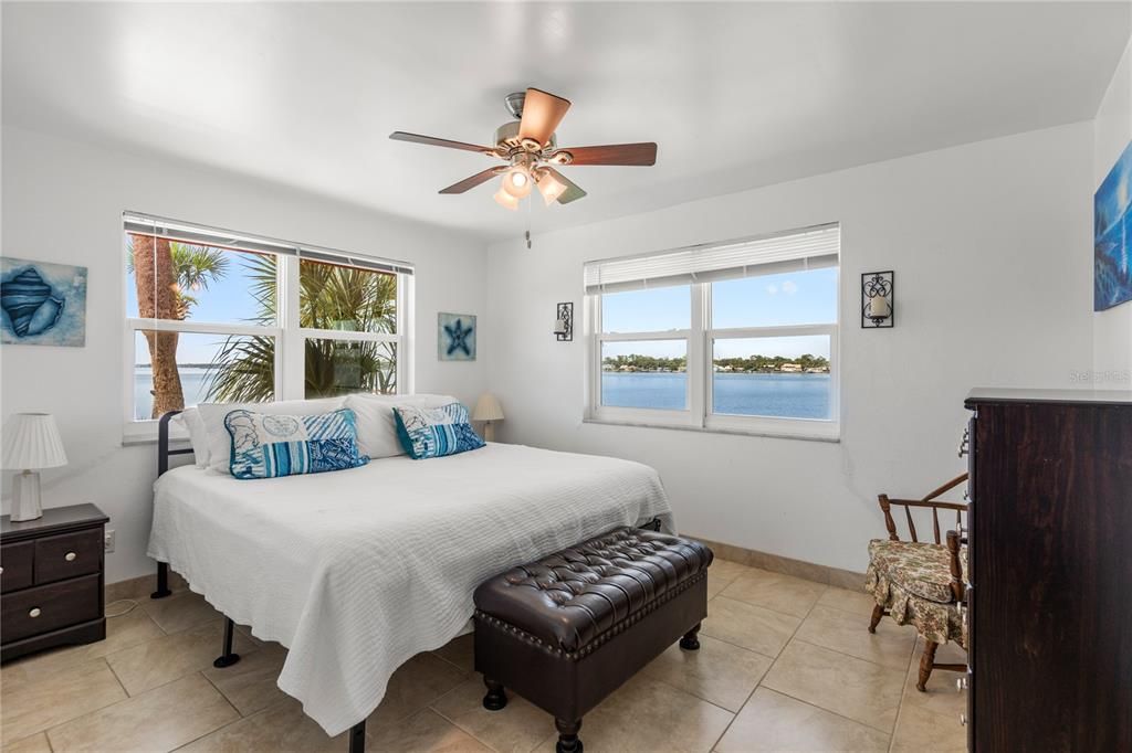 待售: $284,500 (2 贝兹, 2 浴室, 1235 平方英尺)