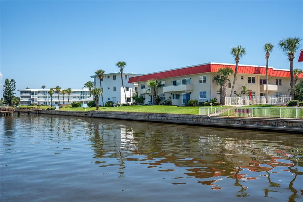 待售: $284,500 (2 贝兹, 2 浴室, 1235 平方英尺)