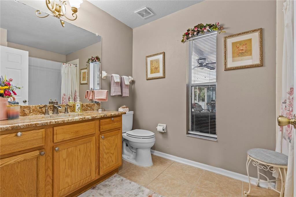 Activo con contrato: $477,990 (5 camas, 3 baños, 2689 Pies cuadrados)