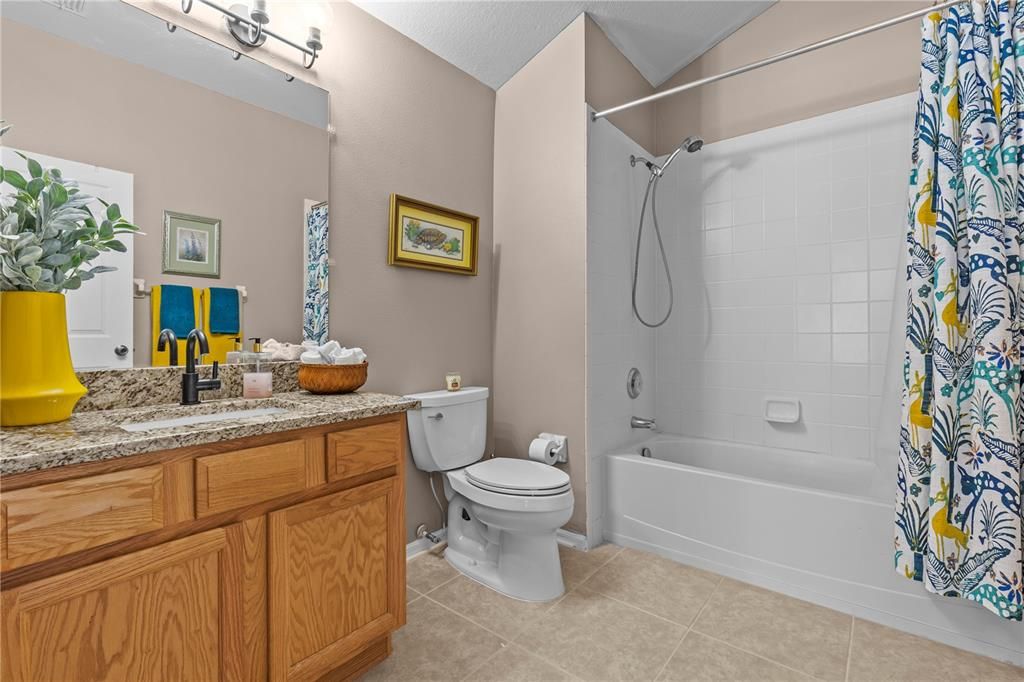 Activo con contrato: $477,990 (5 camas, 3 baños, 2689 Pies cuadrados)